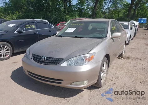2003 Toyota Camry Xle из США, поврежденный, VIN 4T1BE32K93U240425